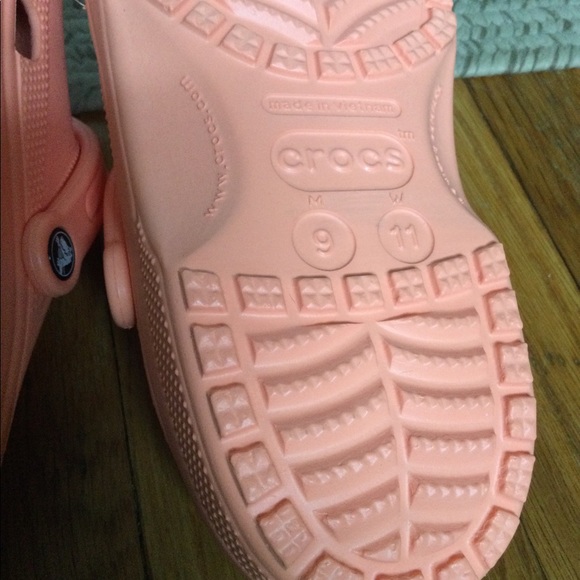 Orange Crocs classic - Picture 9 of 11